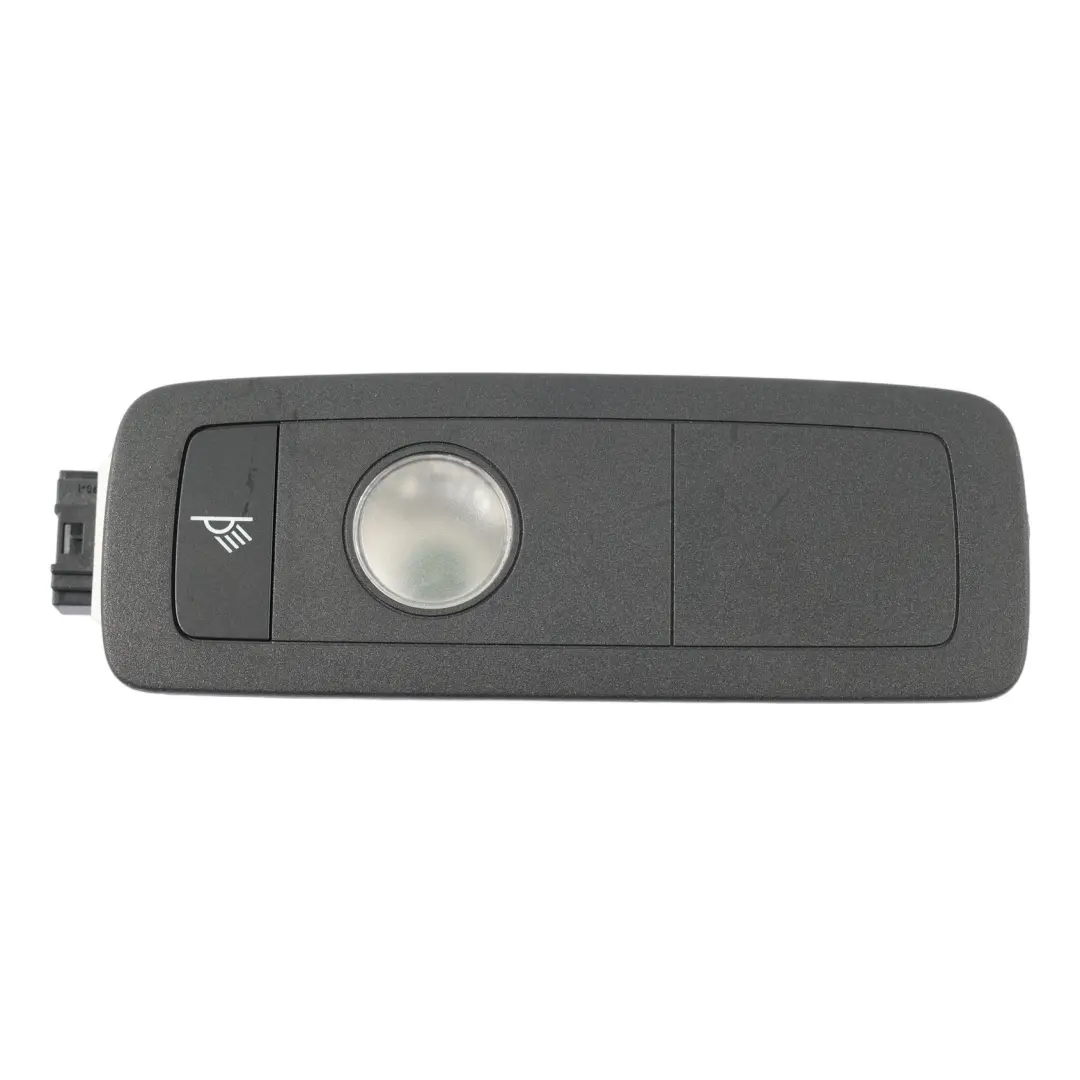 VW Volkswagen Touareg 7P Lampka Lampa Podsufitki Tylna Tył Lewa - SKU 7P6947291T - Numer Części 7P6947291T