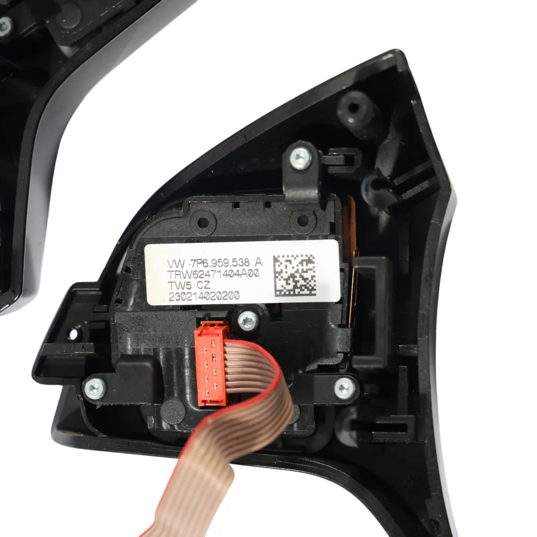 7P Lenkrad Multifunktions Schalter Tasten 7P6959538A für VW Touareg mit Teilenummer 7P6959537A VW Touareg 7P Lenkrad Multifunktions Schalter Tasten 7P6959538A - SKU 7P6959537A - Teilenummer 7P6959537A
