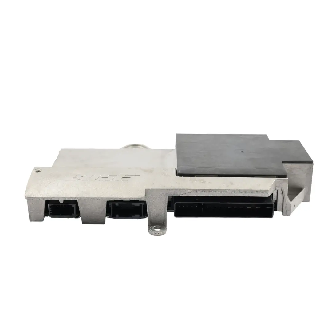 Amplificateur Audio Bose pour Porsche Cayenne 92A à propos du numéro de pièce 7PP035223AA Porsche Cayenne 92A Amplificateur Audio Bose - SKU 7PP035223AA - Numéro de pièce 7PP035223AA