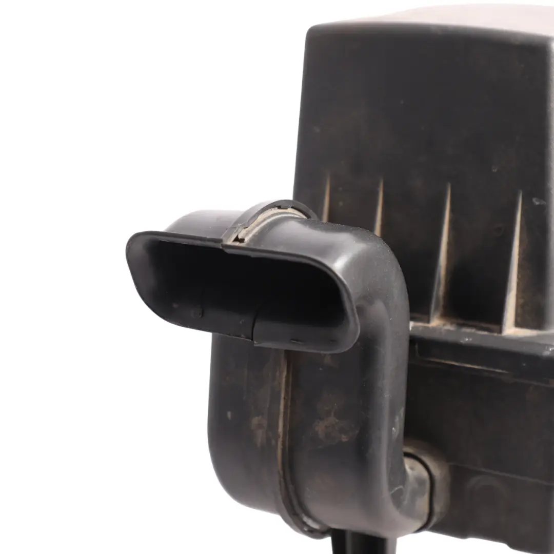 Filter Cleaner Box Housing Cover 7T169600BF to Ford Transit 1.8 TDCI Connect Air with Part number 7T16-9600-BF Ford Transit 1.8 TDCI Connect Air Filter Cleaner Box Housing Cover 7T169600BF - SKU 7T16-9600-BF - Part number 7T16-9600-BF