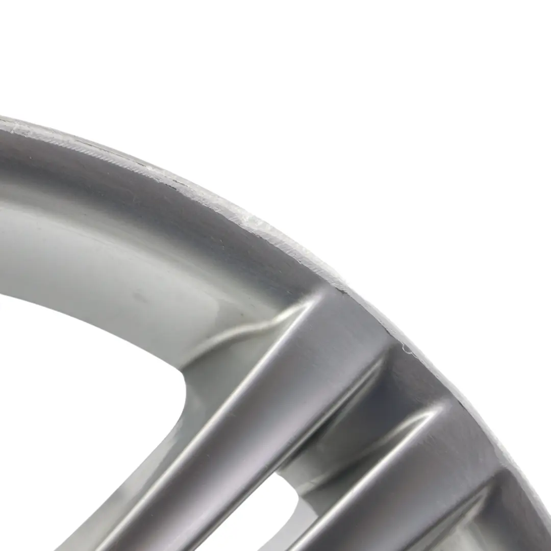 Cerchio In Lega Argento M A Doppio Raggio 194 17" ET:34 8J per BMW E90 E91 E92 E93 con numero di parte 8036935 BMW E90 E91 E92 E93 Cerchio In Lega Argento M A Doppio Raggio 194 17" ET:34 8J - SKU 8036935-1 - Numero di parte 8036935