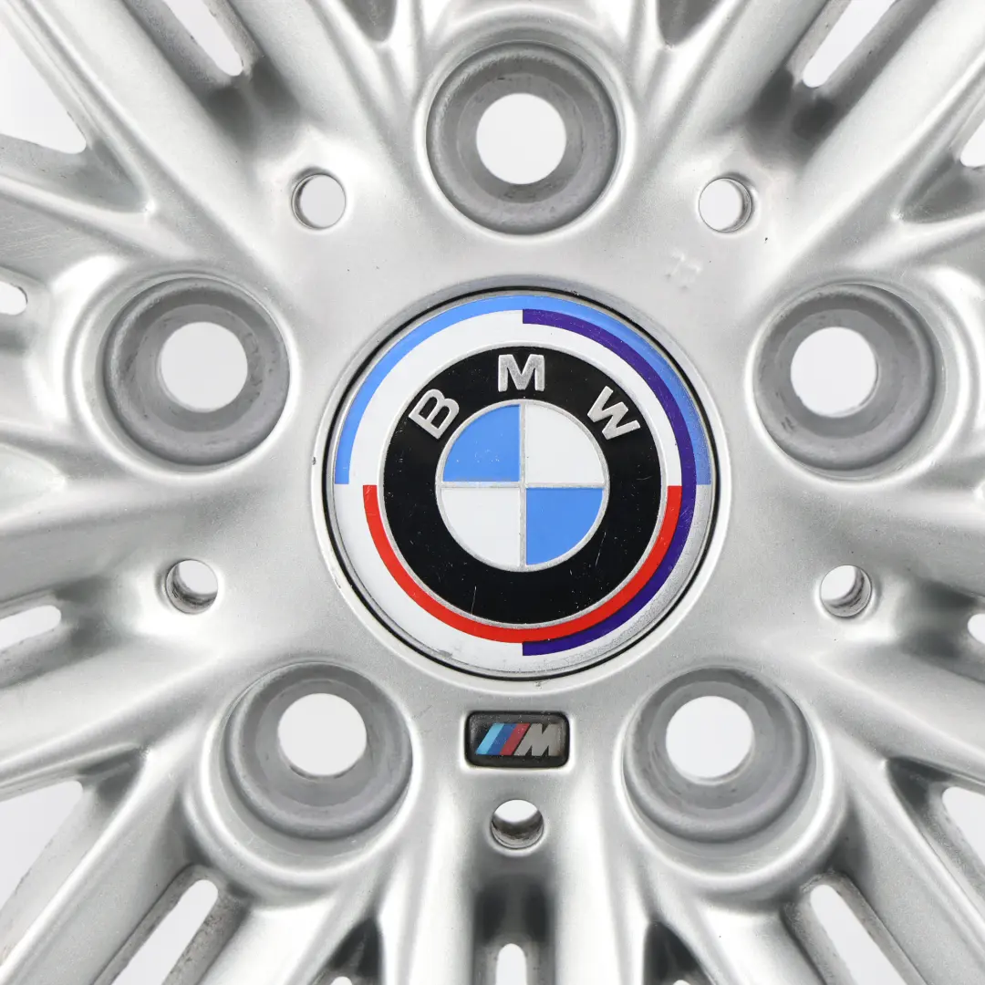 Felga Aluminiowa 17" 7,5J do BMW E81 E87 o numerze 8036938 BMW E81 E87 Felga Aluminiowa 17" 7,5J - SKU 8036938-4 - Numer Części 8036938