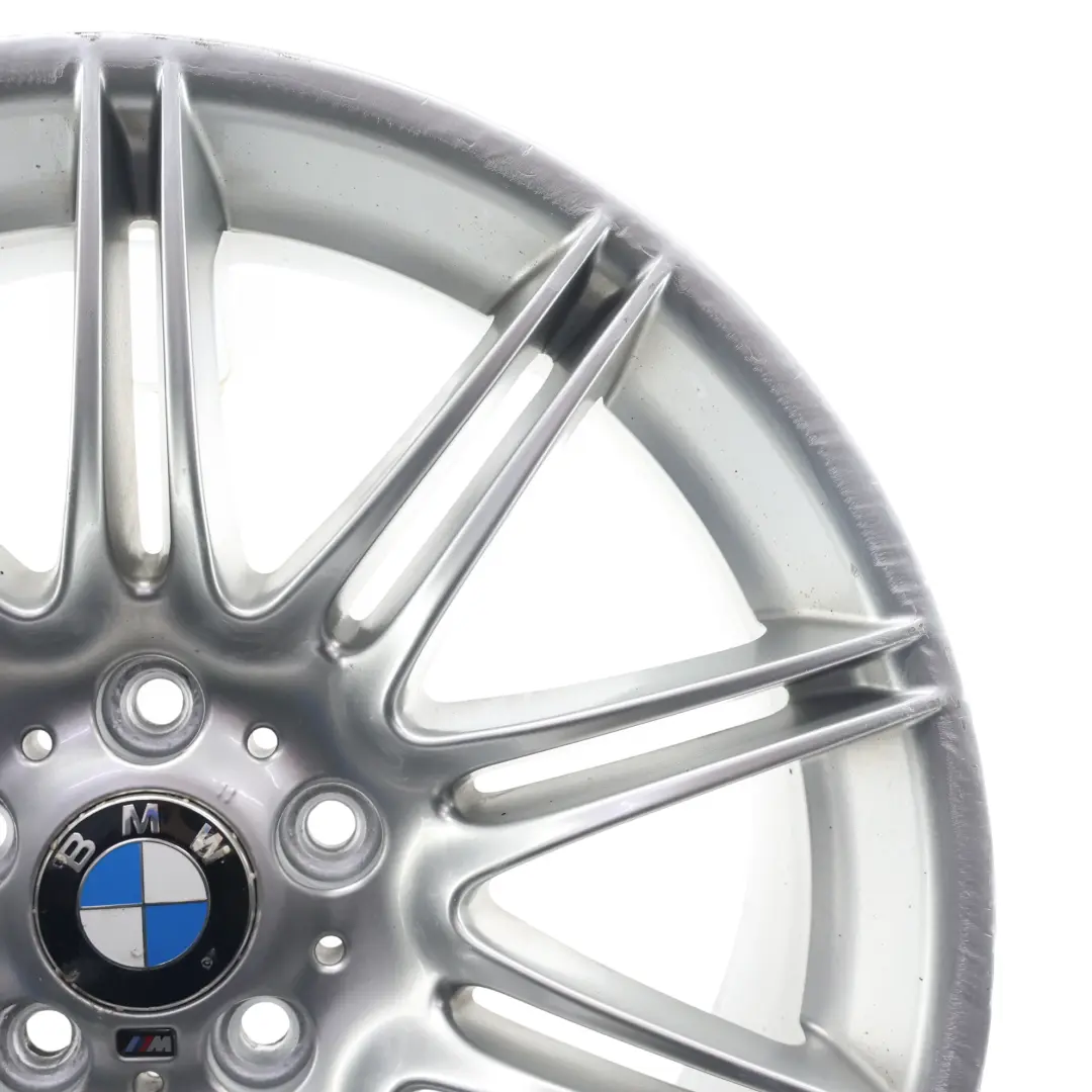 Cerchio Posteriore In Lega 19" 9J ET:39 M Doppie Razze 225 per BMW E90 E91 E92 con numero di parte 8037142 BMW E90 E91 E92 Cerchio Posteriore In Lega 19" 9J ET:39 M Doppie Razze 225 - SKU 8037142-2 - Numero di parte 8037142