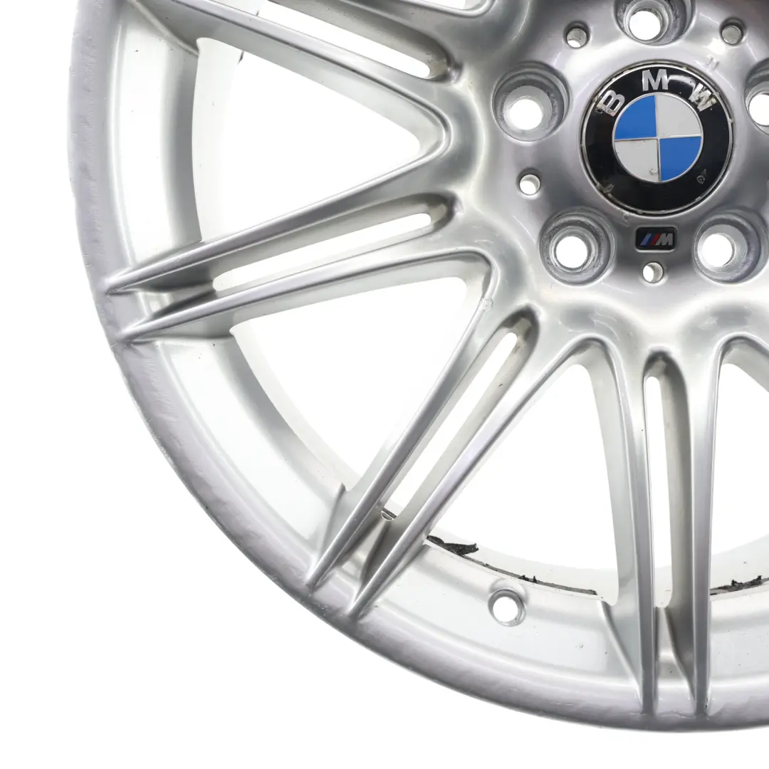 Hinten Alu Felge Alufelge 19"9J ET:39 M Double Spoke 225 für BMW E90 E91 E92 mit Teilenummer 8037142 BMW E90 E91 E92 Hinten Alu Felge Alufelge 19"9J ET:39 M Double Spoke 225 - SKU 8037142-2 - Teilenummer 8037142