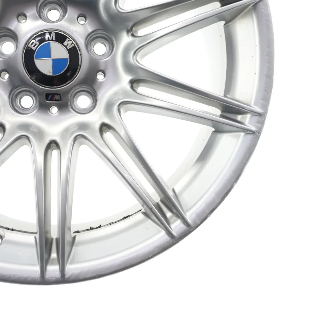 Roue Arriere Jante Alu 19" 9J ET:39 M Double Spoke 225 pour BMW E90 E91 E92 à propos du numéro de pièce 8037142 BMW E90 E91 E92 Roue Arriere Jante Alu 19" 9J ET:39 M Double Spoke 225 - SKU 8037142-2 - Numéro de pièce 8037142