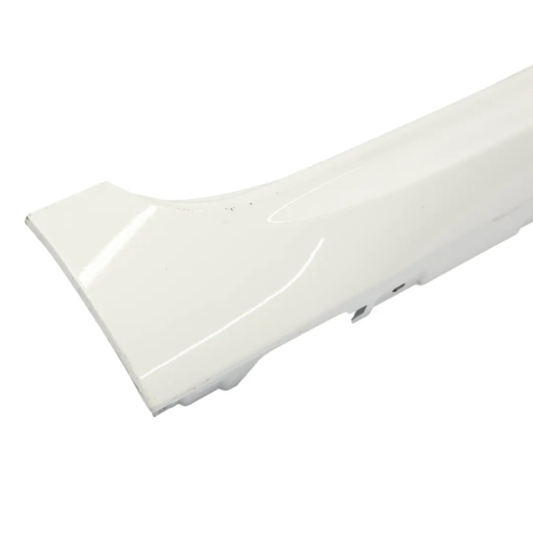 Bas De Caisse Latéral M Sport Panneau De Seuil Droit Alpinweiss 3 - 300 pour BMW F06 à propos du numéro de pièce 8052656 BMW F06 Bas De Caisse Latéral M Sport Panneau De Seuil Droit Alpinweiss 3 - 300 - SKU 8052656-AW2 - Numéro de pièce 8052656