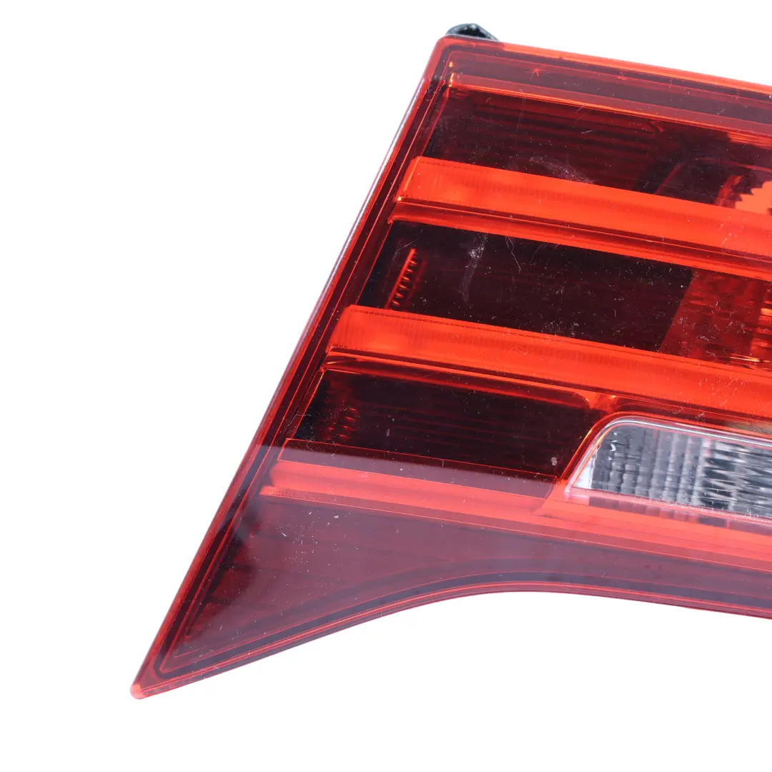 Heckklappe Rücklicht Kofferraumdeckel Lampe Rechts für BMW F82 M4 mit Teilenummer 8059656 BMW F82 M4 Heckklappe Rücklicht Kofferraumdeckel Lampe Rechts - SKU 8059656 - Teilenummer 8059656