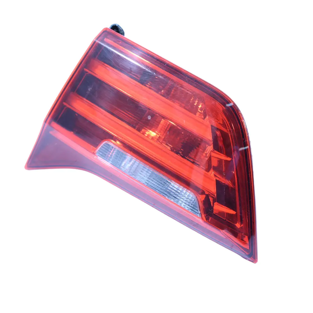 Feu Arrière Droit De Hayon pour BMW F82 M4 à propos du numéro de pièce 8059656 BMW F82 M4 Feu Arrière Droit De Hayon - SKU 8059656 - Numéro de pièce 8059656