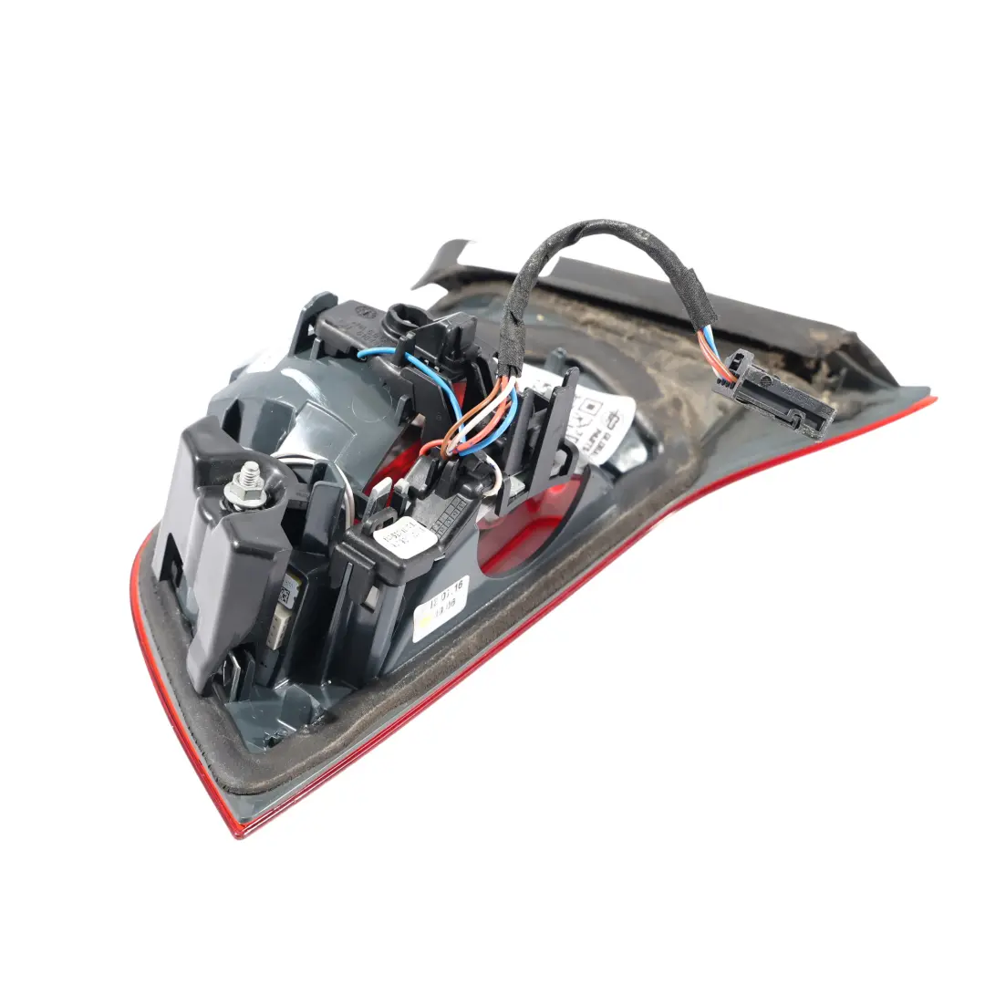 BMW F82 M4 Heckklappe Rücklicht Kofferraumdeckel Lampe Rechts - SKU 8059656 - Teilenummer 8059656