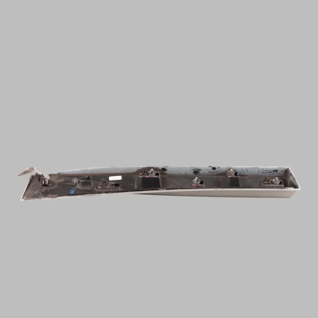 Moulding Door Rear Right O/S Strip Cover Alpinweiss 3 - 300 to BMW X3 G01 M Sport with Part number 8064802 BMW X3 G01 M Sport Moulding Door Rear Right O/S Strip Cover Alpinweiss 3 - 300 - SKU 8064802-AW - Part number 8064802