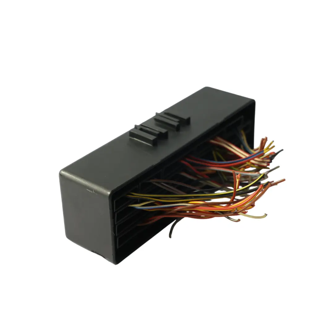Caja De Fusibles Relé Unidad De Control Módulo Conector Caja para BMW E65 con número de pieza 8367094 BMW E65 Caja De Fusibles Relé Unidad De Control Módulo Conector Caja - SKU 8367094 - Número de pieza 8367094