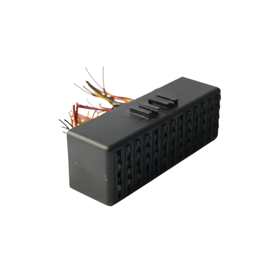 BMW E65 Caja De Fusibles Relé Unidad De Control Módulo Conector Caja - SKU 8367094 - Número de pieza 8367094