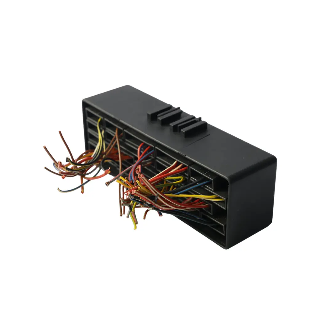 BMW E65 Fuse Box Relay Unit Control Module Connector Box - SKU 8367094 - Part number 8367094