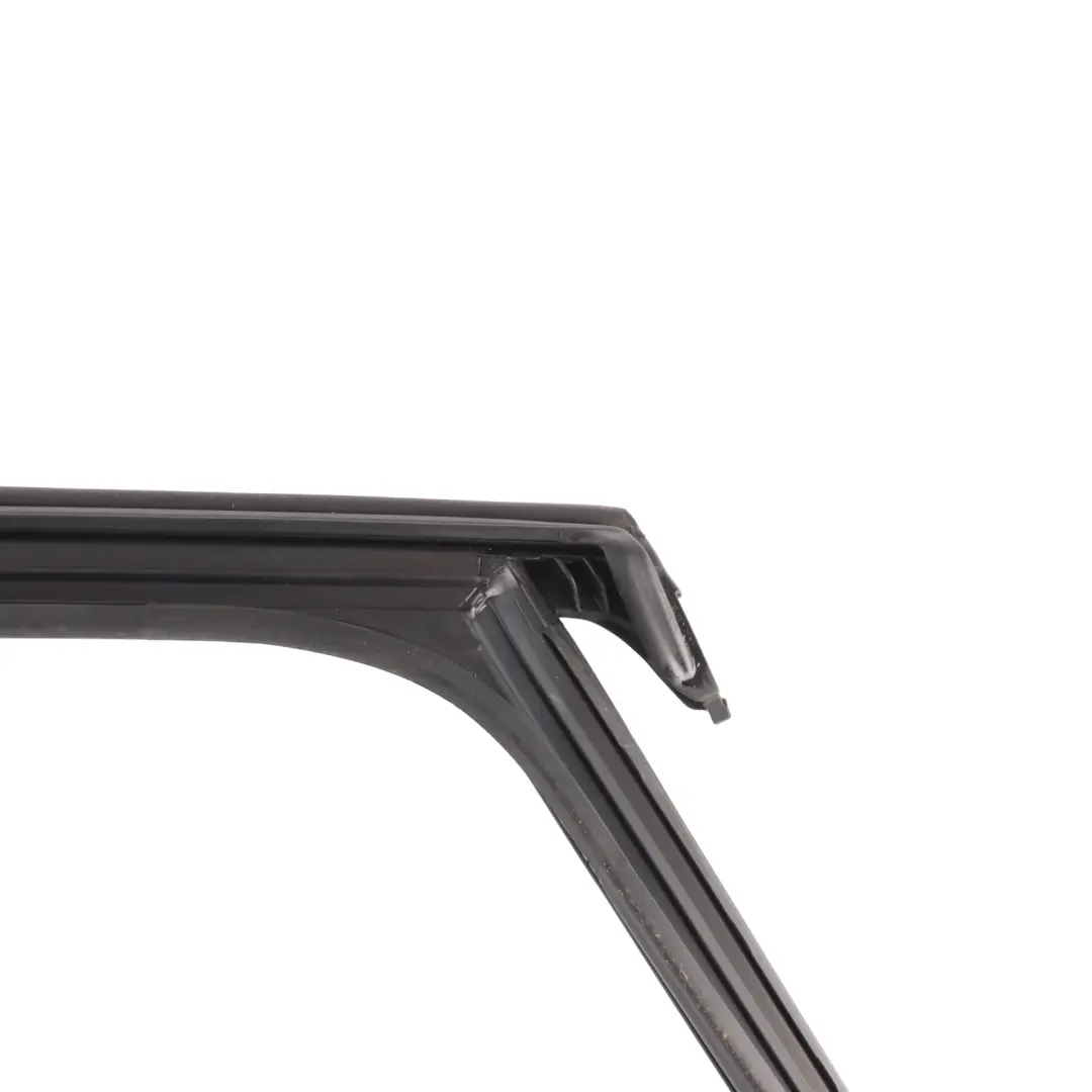 Audi Q3 F3 Junta Marco Guía Ventana Puerta Trasera Derecha - SKU 83A839432 - Número de pieza 83A839432