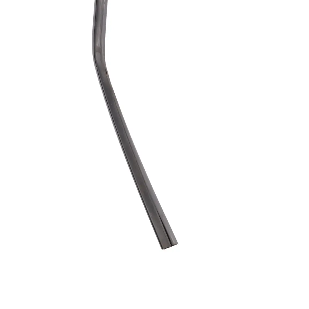 Audi Q3 F3 Joint Cadre Guide Vitre Porte Arrière Droite - SKU 83A839432 - Numéro de pièce 83A839432