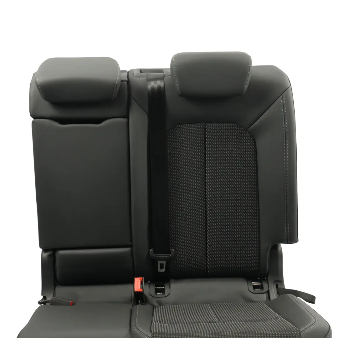 Tylne Siedzisko Oparcie Lewy Tył Skóra Materiał Czarno Szary do Audi Q3 F3 o numerze 83A885805F Audi Q3 F3 Tylne Siedzisko Oparcie Lewy Tył Skóra Materiał Czarno Szary - SKU 83A885805F-1 - Numer Części 83A885805F