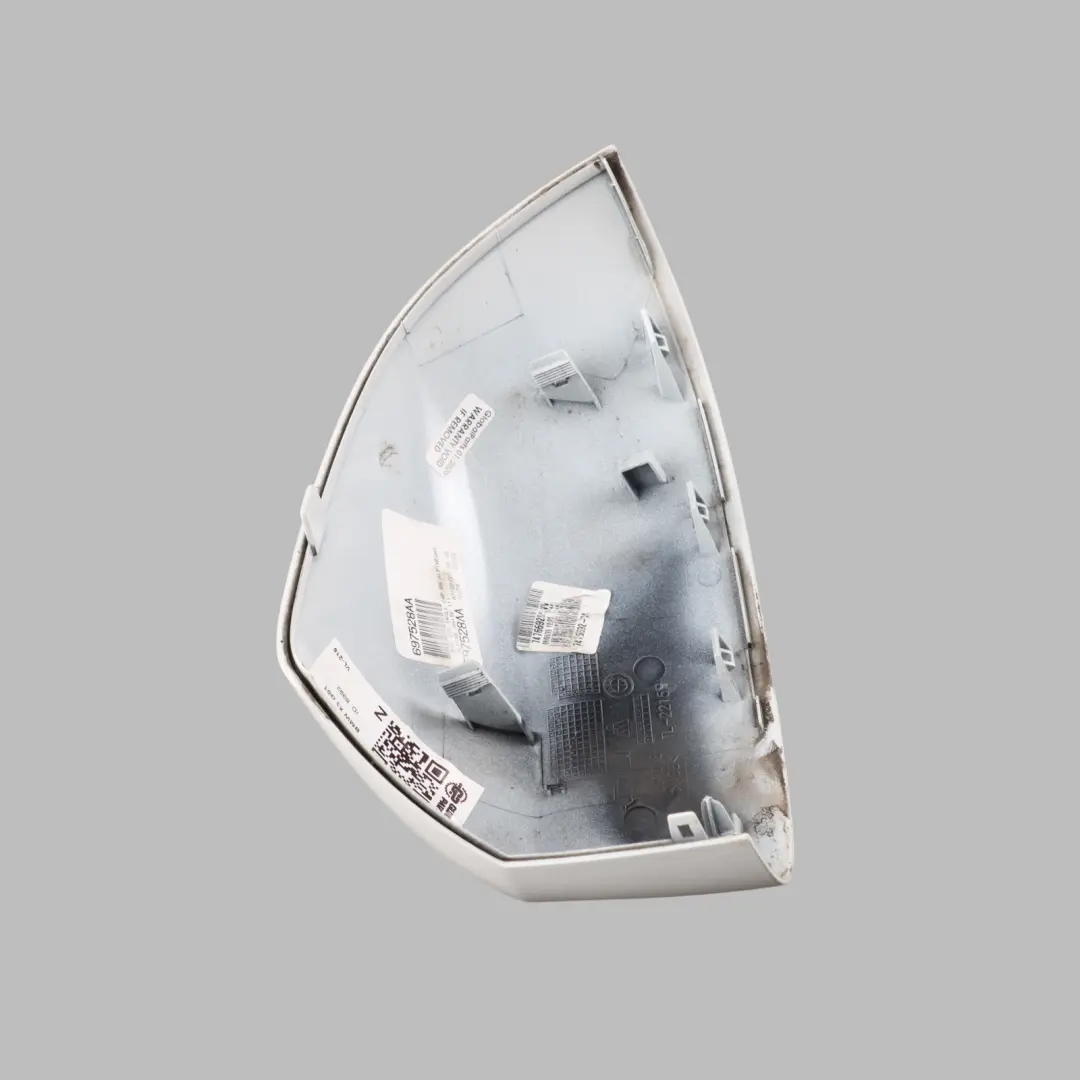 Wing Mirror Cover Cap Door Right O/S Alpinweiss 3 - 300 to BMW X3 G01 X5 G05 with Part number 8496624 BMW X3 G01 X5 G05 Wing Mirror Cover Cap Door Right O/S Alpinweiss 3 - 300 - SKU 8496624-AW - Part number 8496624