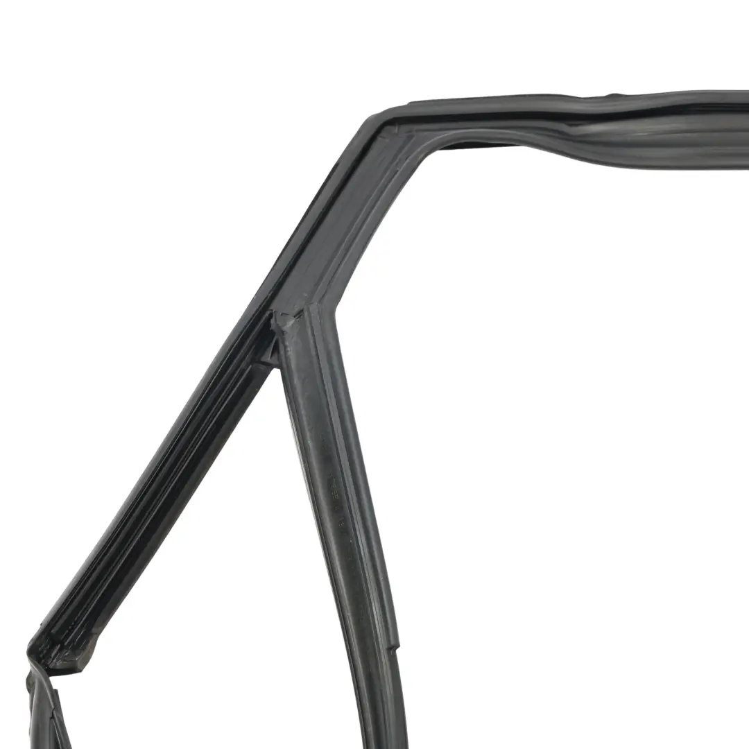 BMW F45 Uszczelka Szyby Drzwi Lewy Tył Lewa Tylna - SKU 8498413 - Numer Części 8498413