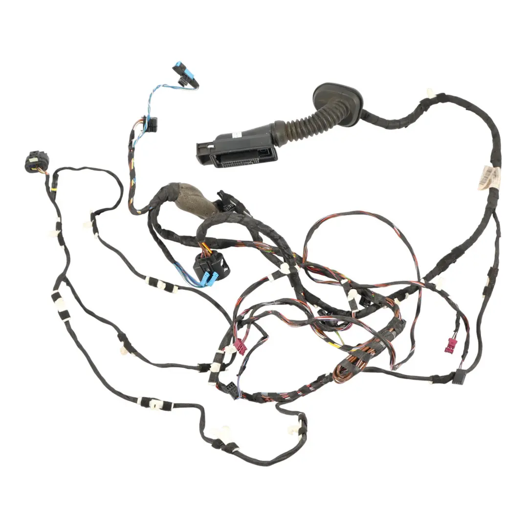 Porta Cavo Lato Passeggero Sinistro per BMW X3 G01 con numero di parte 8792845 BMW X3 G01 Porta Cavo Lato Passeggero Sinistro - SKU 8792845 - Numero di parte 8792845