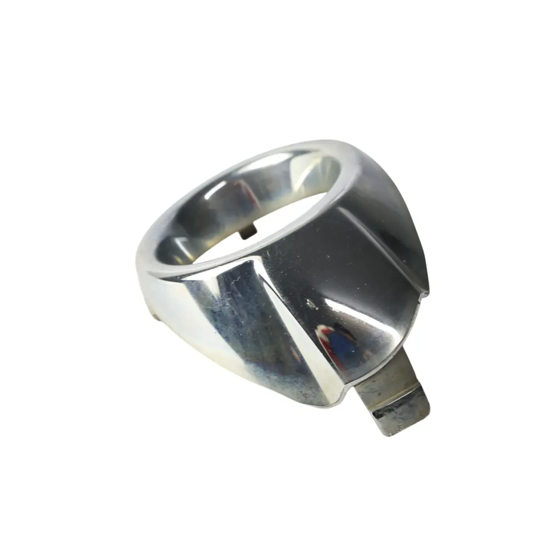 Fendinebbia Anteriore Cornice Lampada Sinistra 8A61-15A222-C per Ford Fiesta Mk7 con numero di parte 8A61-15A223-C Ford Fiesta Mk7 Fendinebbia Anteriore Cornice Lampada Sinistra 8A61-15A222-C - SKU 8A61-15A223-C - Numero di parte 8A61-15A223-C