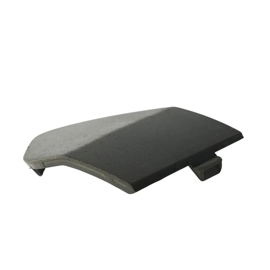 Cache-Anneau Remorquage Pare-Chocs Avant Noir 8A61-17A989-A pour Ford Fiesta Mk7 à propos du numéro de pièce 8A61-17A989-AW Ford Fiesta Mk7 Cache-Anneau Remorquage Pare-Chocs Avant Noir 8A61-17A989-A - SKU 1532222 - Numéro de pièce 8A61-17A989-AW