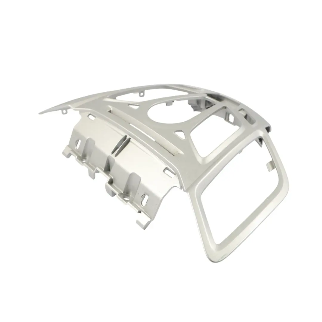 Armaturenbrett Zierleiste Radioabdeckung Rahmen für Ford Fiesta Mk7 mit Teilenummer 8A61-18A802-BJW Ford Fiesta Mk7 Armaturenbrett Zierleiste Radioabdeckung Rahmen - SKU 8A61-18A802-BJW - Teilenummer 8A61-18A802-BJW