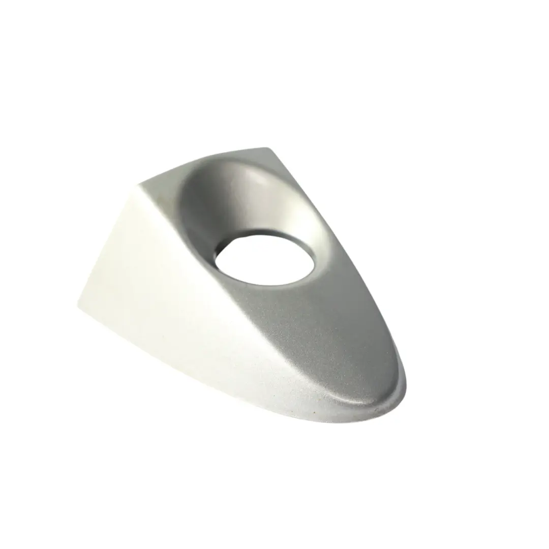 Embellecedor Tirador Puerta Lado Conductor Moondust Silver - ZJ para Ford Fiesta Mk7 con número de pieza 8A61-A218A14-AE Ford Fiesta Mk7 Embellecedor Tirador Puerta Lado Conductor Moondust Silver - ZJ - SKU 8A61-A218A14-AE-MDS - Número de pieza 8A61-A218A14-AE