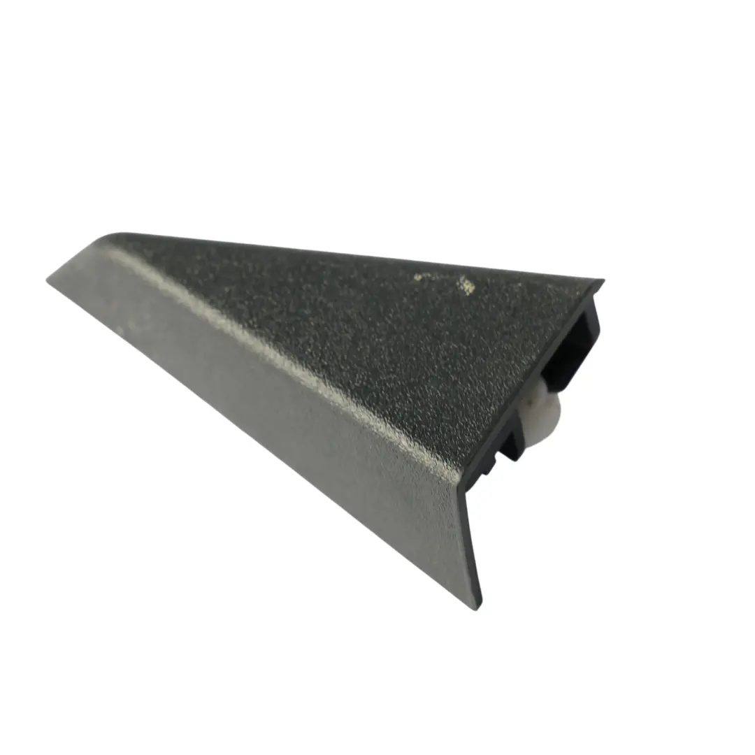 Ford Fiesta Mk7 Tür Innen Abdeckung Dreieck Hinten Rechts - SKU 8A61-A254K06-ADW - Teilenummer 8A61-A254K06-ADW