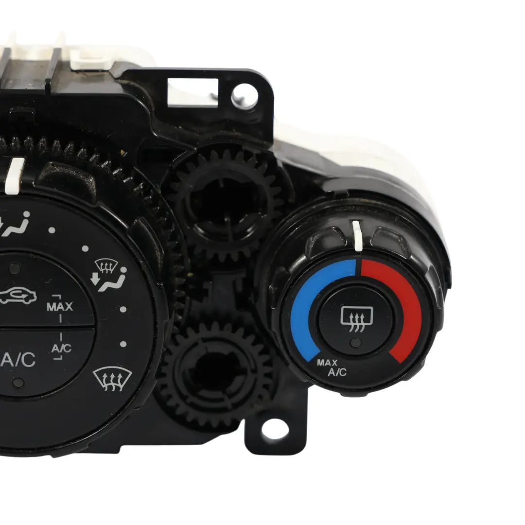 A/C Aire Acondicionado Calentador Unidad Control 8A6919980AE8T para Ford Fiesta Mk7 con número de pieza 8A69-19980-AE8T Ford Fiesta Mk7 A/C Aire Acondicionado Calentador Unidad Control 8A6919980AE8T - SKU 8A69-19980-AE8T - Número de pieza 8A69-19980-AE8T