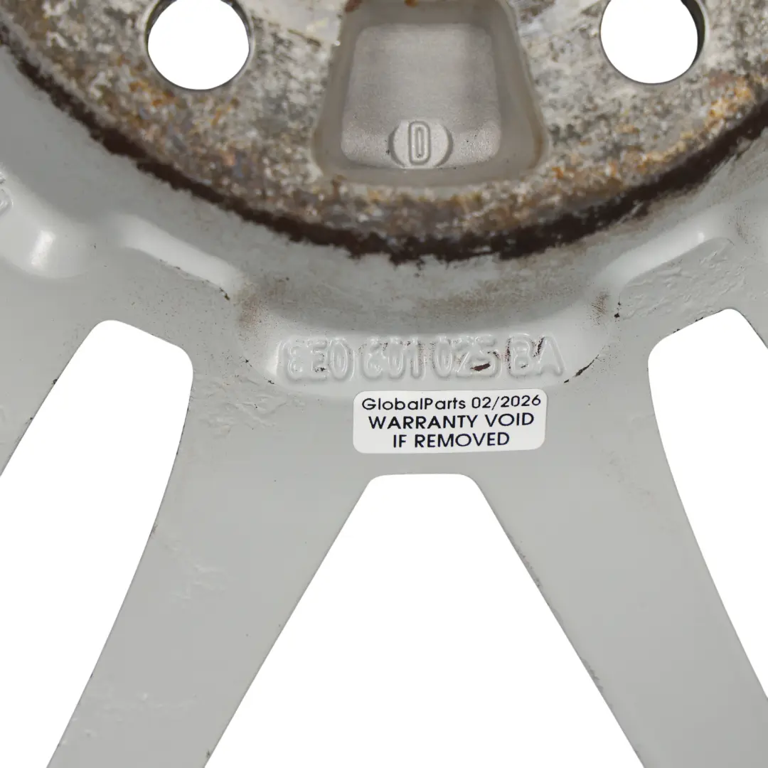 Jante En Alliage Argentée 18" 8J ET:43 pour Audi A4 B6 B7 à propos du numéro de pièce 8E0601025BA Audi A4 B6 B7 Jante En Alliage Argentée 18" 8J ET:43 - SKU 8E0601025BA-2 - Numéro de pièce 8E0601025BA
