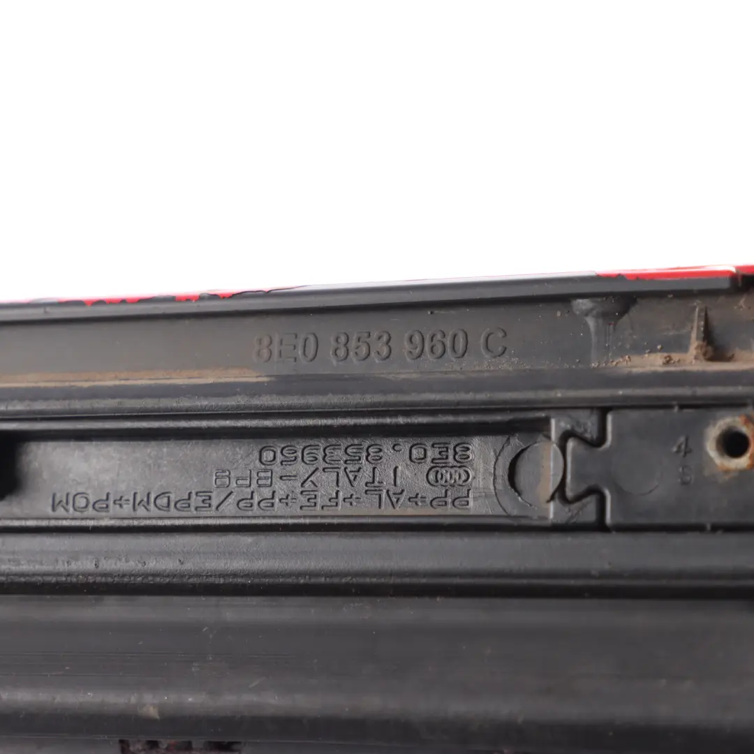 Lower Door Moulding Trim Front Right O/S Emotion Red - S3H 8E0853960C to Seat Exeo with Part number 8E0853960C-EMR Seat Exeo Lower Door Moulding Trim Front Right O/S Emotion Red - S3H 8E0853960C - SKU 8E0853960C-EMR - Part number 8E0853960C-EMR