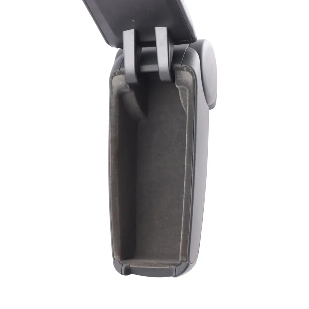 Center Console Armrest Soul Black to Seat Exeo with Part number 8E0864283A Seat Exeo Center Console Armrest Soul Black - SKU 8E0864283A - Part number 8E0864283A