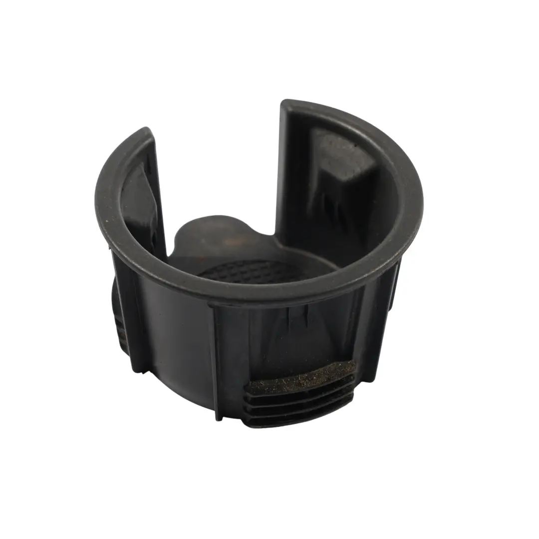 Inserto Portabicchieri Per Console Centrale 8H22046B94AC per Land Rover Discovery 3 con numero di parte 8H22-046B94-AC Land Rover Discovery 3 Inserto Portabicchieri Per Console Centrale 8H22046B94AC - SKU 8H22-046B94-AC - Numero di parte 8H22-046B94-AC