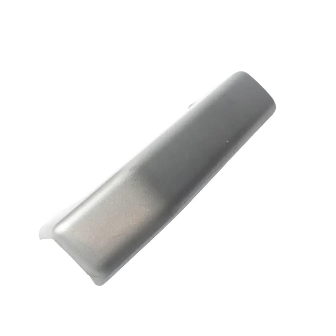 Door Handle Grab Grey Rear Right O/S 8H22-237B31-AAW to Land Rover Discovery 3 L319 with Part number 8H22-237B30-AAW Land Rover Discovery 3 L319 Door Handle Grab Grey Rear Right O/S 8H22-237B31-AAW - SKU 8H22-237B30-AAW - Part number 8H22-237B30-AAW