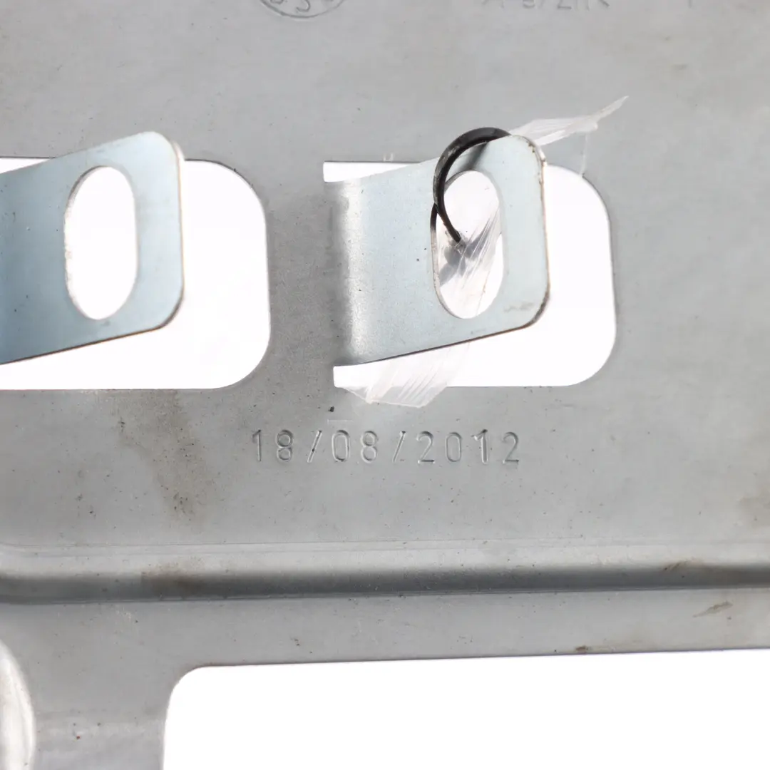 Audi TT 8J Soporte Bracket Amplificador Sistema Bose - SKU 8J0035464C - Número de pieza 8J0035464C