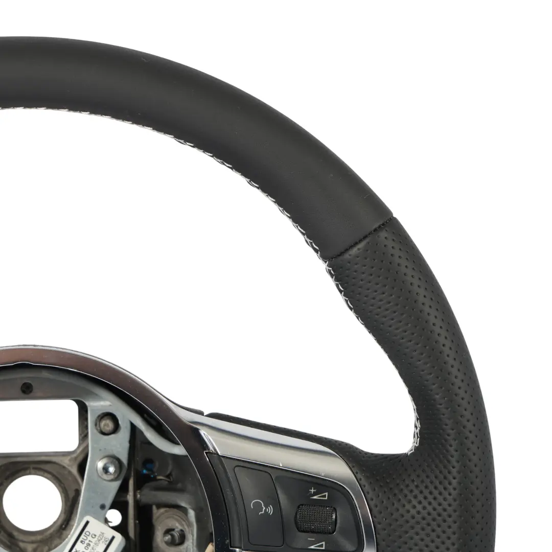 NUEVO Cuero Negro Fondo Plano Rosca Blanca para Audi A3 8P S-line Volante con número de pieza 8J0419091G Audi A3 8P S-line Volante NUEVO Cuero Negro Fondo Plano Rosca Blanca - SKU 8J0419091G-3 - Número de pieza 8J0419091G