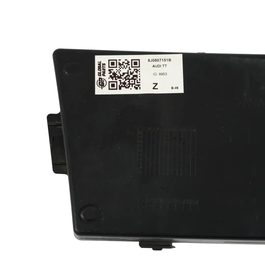 Dolna Osłona Zderzaka Przód Przednia Lewa do Audi TT 8J o numerze 8J0807151B Audi TT 8J Dolna Osłona Zderzaka Przód Przednia Lewa - SKU 8J0807151B - Numer Części 8J0807151B