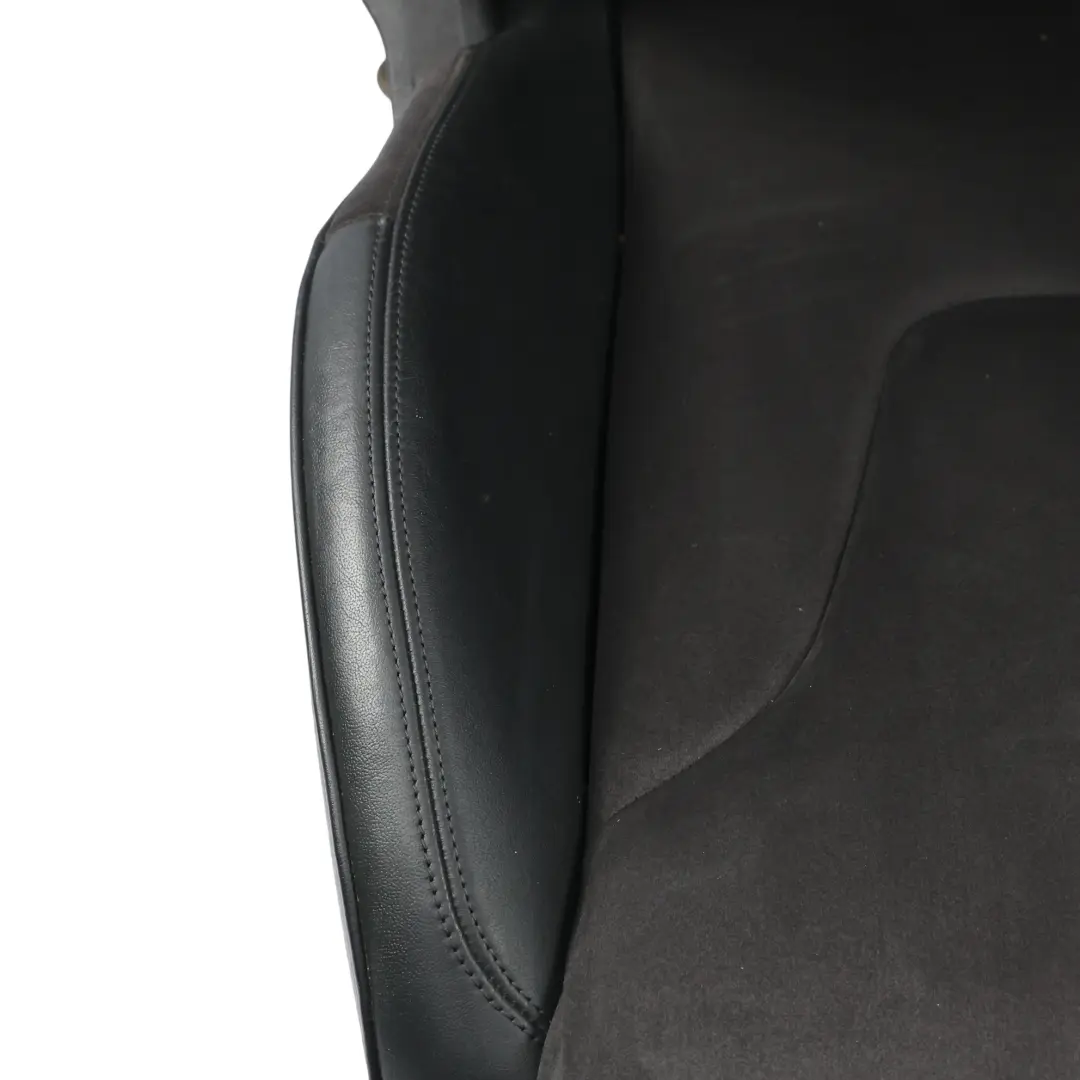 Coupé Sedile Sportivo Anteriore Nappa Alcantara Anima Nera Sinistra per Audi TT 8J con numero di parte 8J8881805AF Audi TT 8J Coupé Sedile Sportivo Anteriore Nappa Alcantara Anima Nera Sinistra - SKU 8J8881805AF-1 - Numero di parte 8J8881805AF