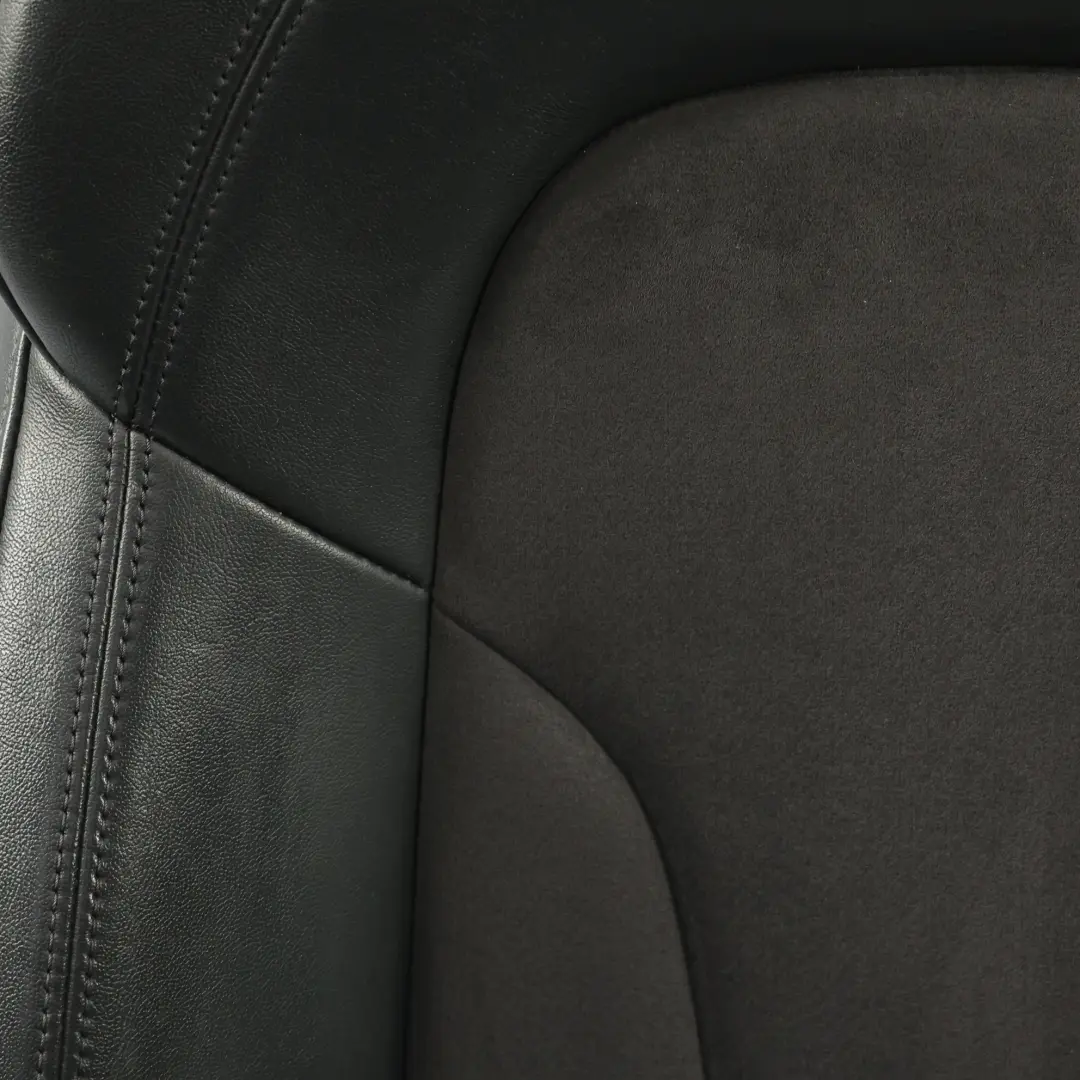 Coupé Siège Sport Avant Gauche Cuir Nappa Et Alcantara Soul Black pour Audi TT 8J à propos du numéro de pièce 8J8881805AF Audi TT 8J Coupé Siège Sport Avant Gauche Cuir Nappa Et Alcantara Soul Black - SKU 8J8881805AF-1 - Numéro de pièce 8J8881805AF