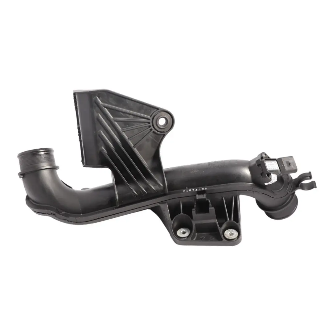 8F Przewód Rura Dolot Intercoolera Powietrza do Audi Q5 A5 o numerze 8K0145673AJ Audi Q5 A5 8F Przewód Rura Dolot Intercoolera Powietrza - SKU 8K0145673AJ-1 - Numer Części 8K0145673AJ