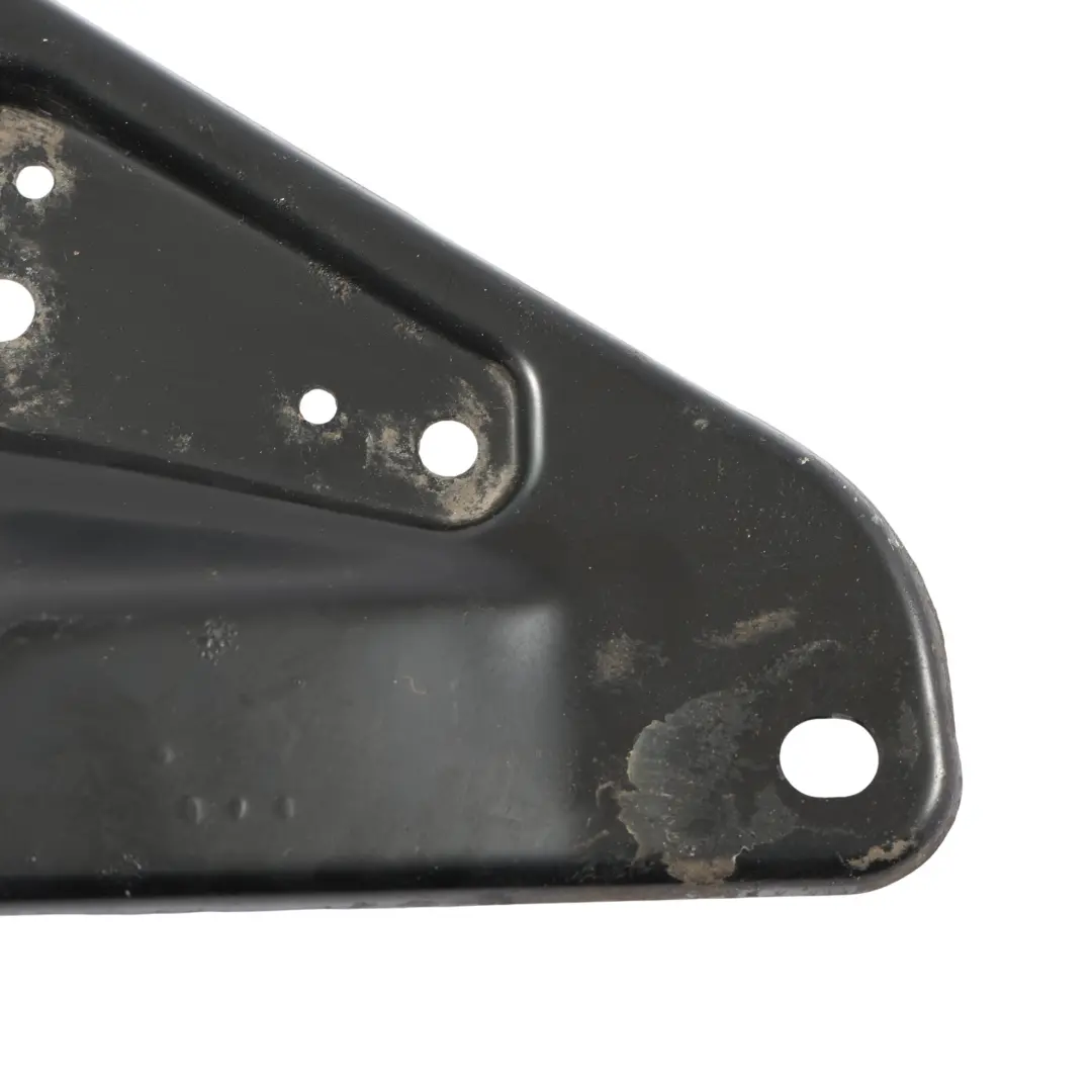 Audi A4 B8 A5 8T Uchwyt Wspornik Ramy Kołyski Prawy Przód - SKU 8K0505220E - Numer Części 8K0505220E