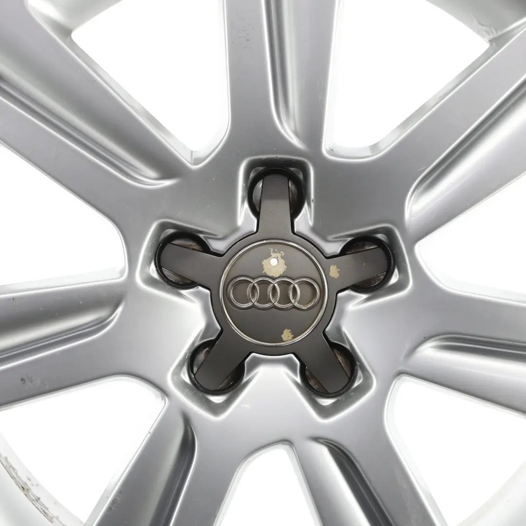 Audi A4 B8 A5 8T Silberne Leichtmetallfelge Alufelge 17" ET:45 7,5J - SKU 8K0601025B-1 - Teilenummer 8K0601025B