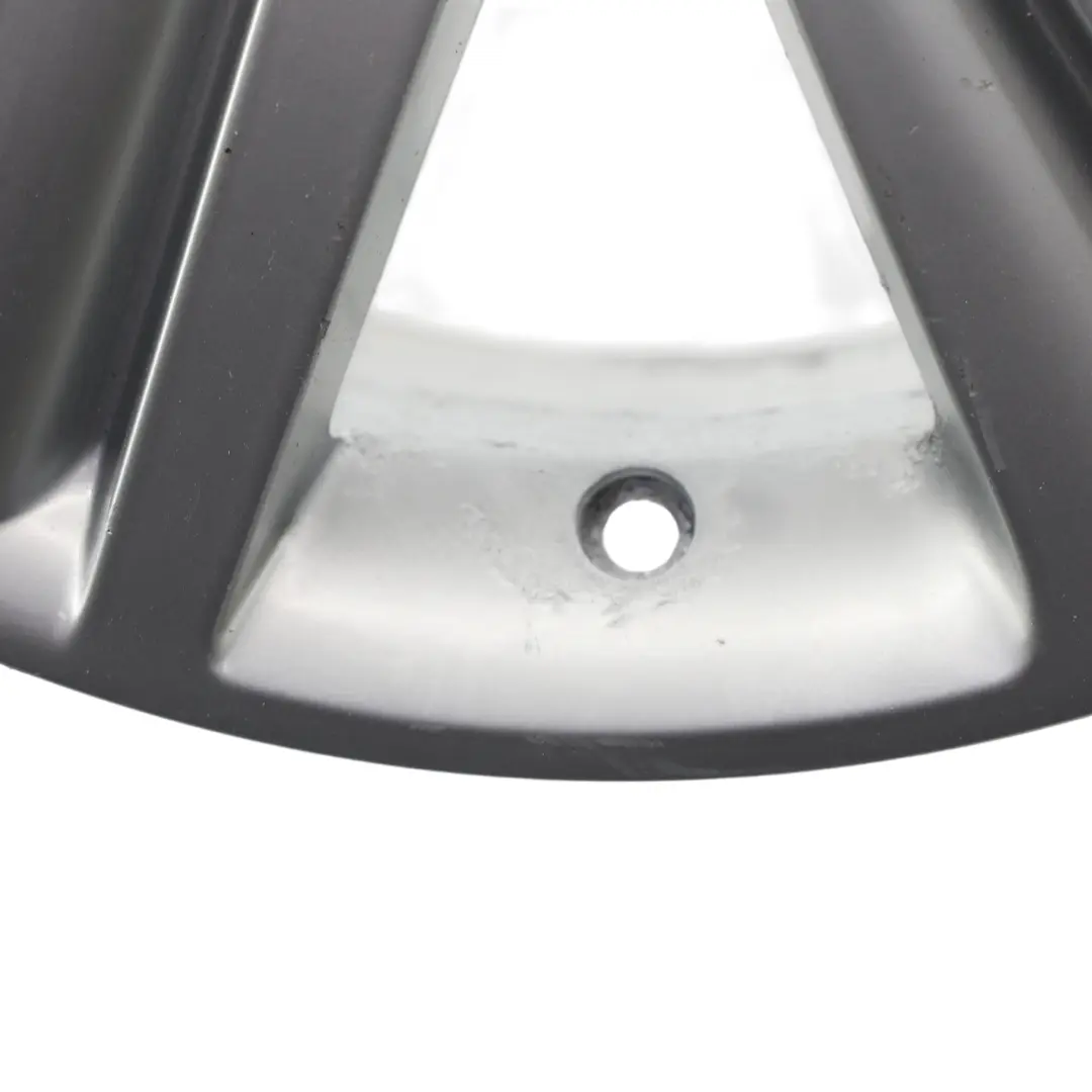 Silberne Leichtmetallfelge 17" ET:45 7,5J 8K0601025B für Audi A4 B8 A5 8T mit Teilenummer 8K0601025B-2 Audi A4 B8 A5 8T Silberne Leichtmetallfelge 17" ET:45 7,5J 8K0601025B - SKU 8K0601025B-2 - Teilenummer 8K0601025B-2