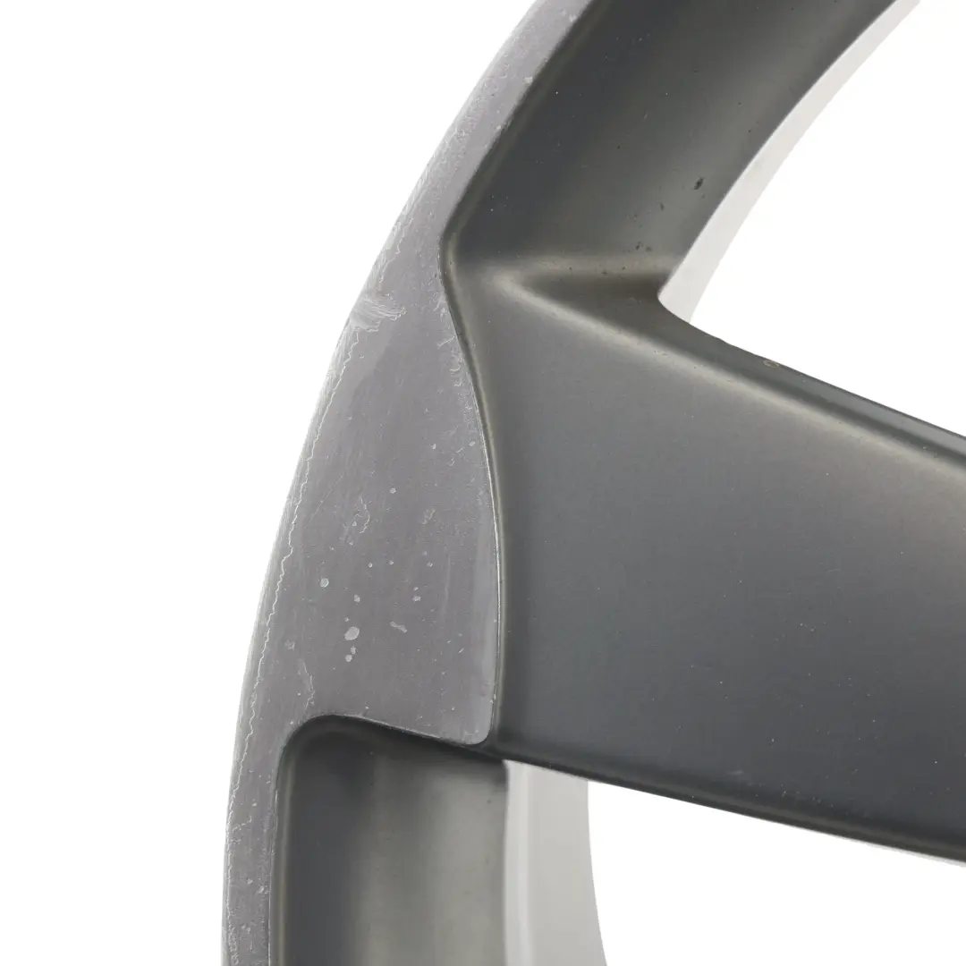 Felge Alufelge 19" 8,5J ET:43 für Audi A4 B8 mit Teilenummer 8K0601025CN Audi A4 B8 Felge Alufelge 19" 8,5J ET:43 - SKU 8K0601025CN-1 - Teilenummer 8K0601025CN