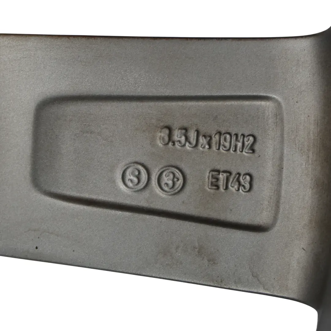 Jante En Alliage 19" 8,5J ET:43 pour Audi A4 B8 à propos du numéro de pièce 8K0601025CN Audi A4 B8 Jante En Alliage 19" 8,5J ET:43 - SKU 8K0601025CN-6 - Numéro de pièce 8K0601025CN