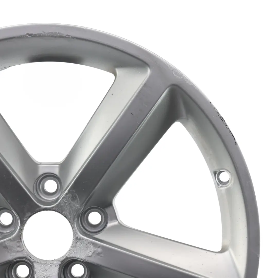 8K Srebrna Felga Aluminiowa 18" ET:47 8J Star Spoke do Audi A4 B8 o numerze 8K0601025Q Audi A4 B8 8K Srebrna Felga Aluminiowa 18" ET:47 8J Star Spoke - SKU 8K0601025Q-1 - Numer Części 8K0601025Q