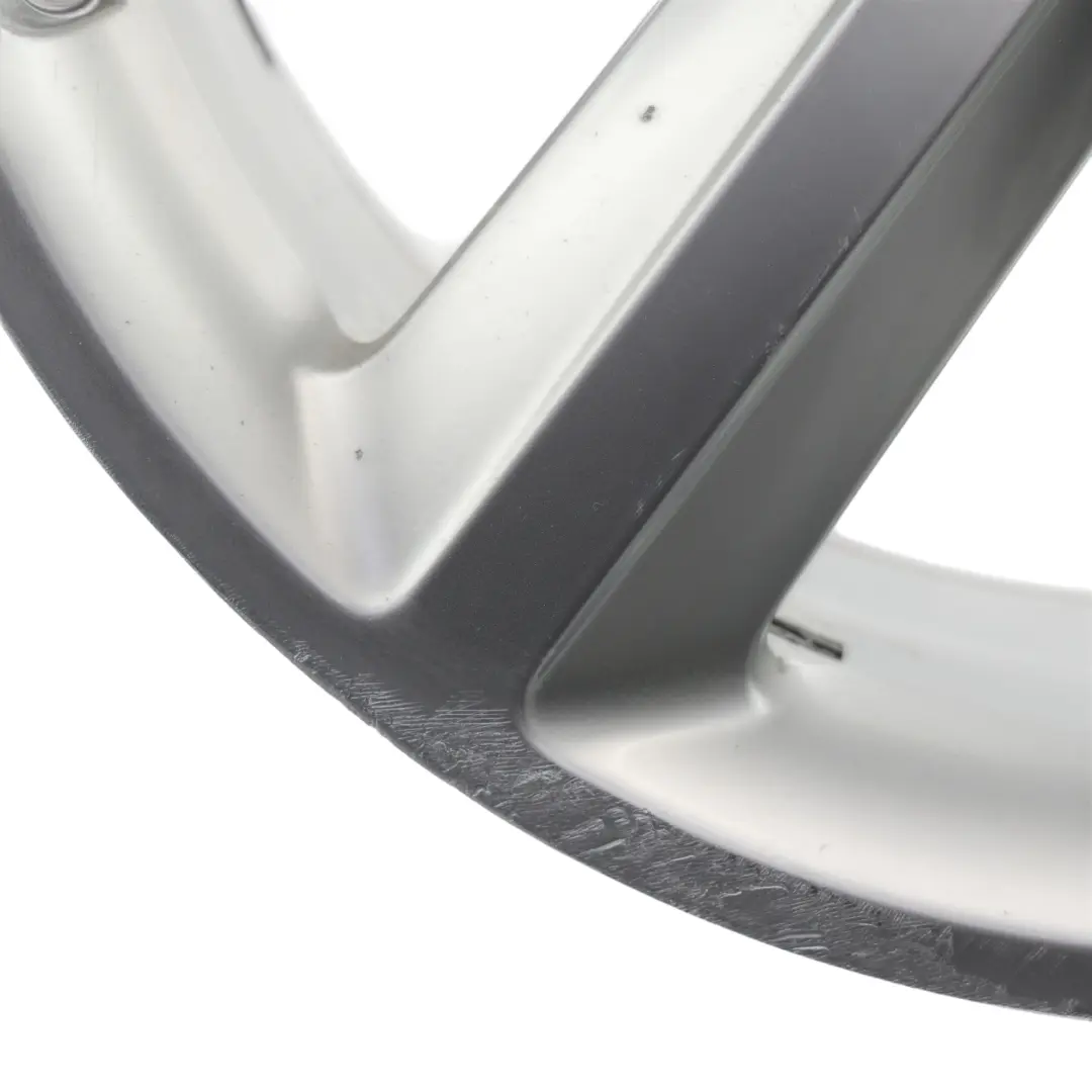 8K Silver Wheel Alloy Rim 18" ET:47 8J Star Spoke to Audi A4 B8 with Part number 8K0601025Q Audi A4 B8 8K Silver Wheel Alloy Rim 18" ET:47 8J Star Spoke - SKU 8K0601025Q-3 - Part number 8K0601025Q