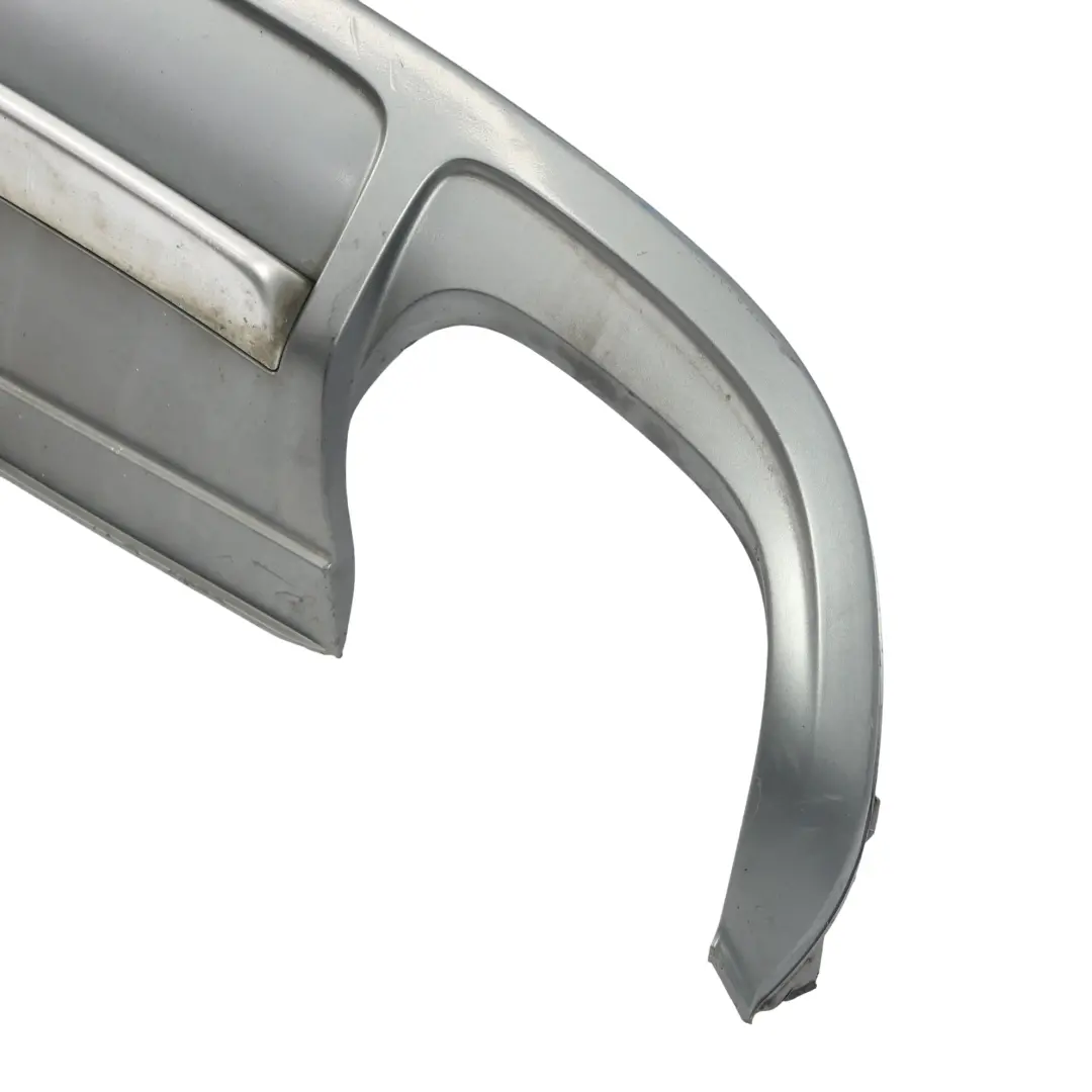 Hintere Stoßstange Diffusor Untere Mitte Zierleiste S-Line für Audi A4 B8 mit Teilenummer 8K0807521B Audi A4 B8 Hintere Stoßstange Diffusor Untere Mitte Zierleiste S-Line - SKU 8K0807521B - Teilenummer 8K0807521B