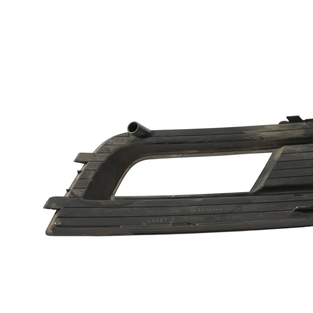 Frontstoßstange Nebelscheinwerfer Gitter Blende Links für Audi A4 B8 mit Teilenummer 8K0807681K Audi A4 B8 Frontstoßstange Nebelscheinwerfer Gitter Blende Links - SKU 8K0807681K - Teilenummer 8K0807681K