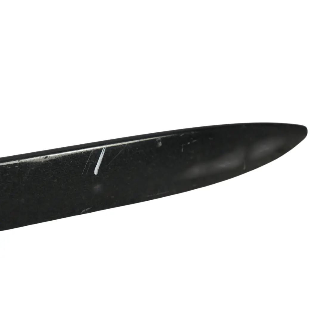 Striscia Per Minigonne Laterali Destra Phantom Black - Z9Y per Audi A4 S4 B8 con numero di parte 8K0854932A Audi A4 S4 B8 Striscia Per Minigonne Laterali Destra Phantom Black - Z9Y - SKU 8K0854932A-PHB - Numero di parte 8K0854932A